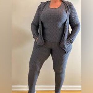 Karight 3 Piece Activewear Set Size Large/XLarge